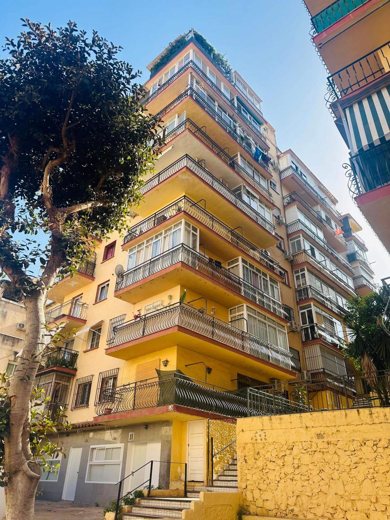 托雷莫利诺斯Alhambra Deco Homtels公寓 外观 照片