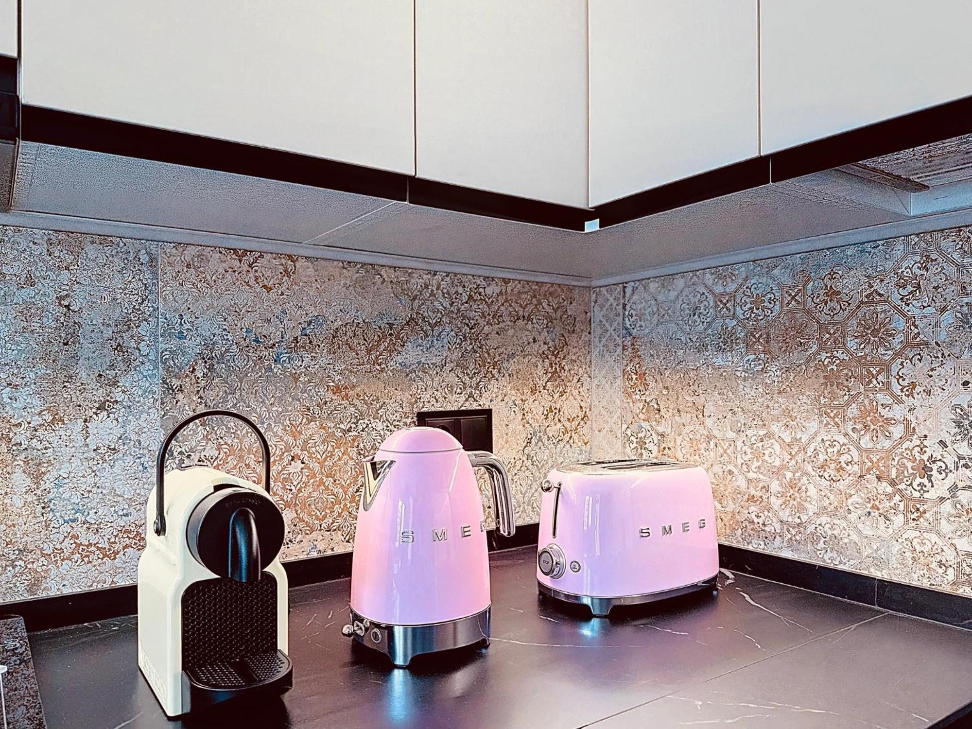 托雷莫利诺斯Alhambra Deco Homtels公寓 外观 照片