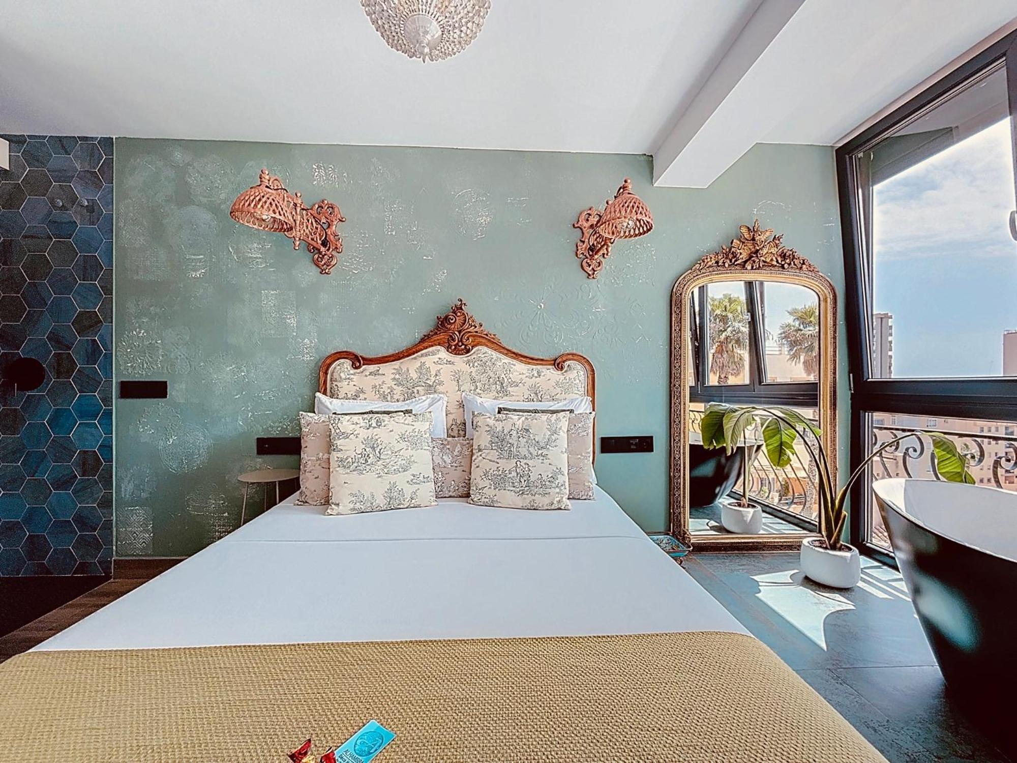 托雷莫利诺斯Alhambra Deco Homtels公寓 外观 照片