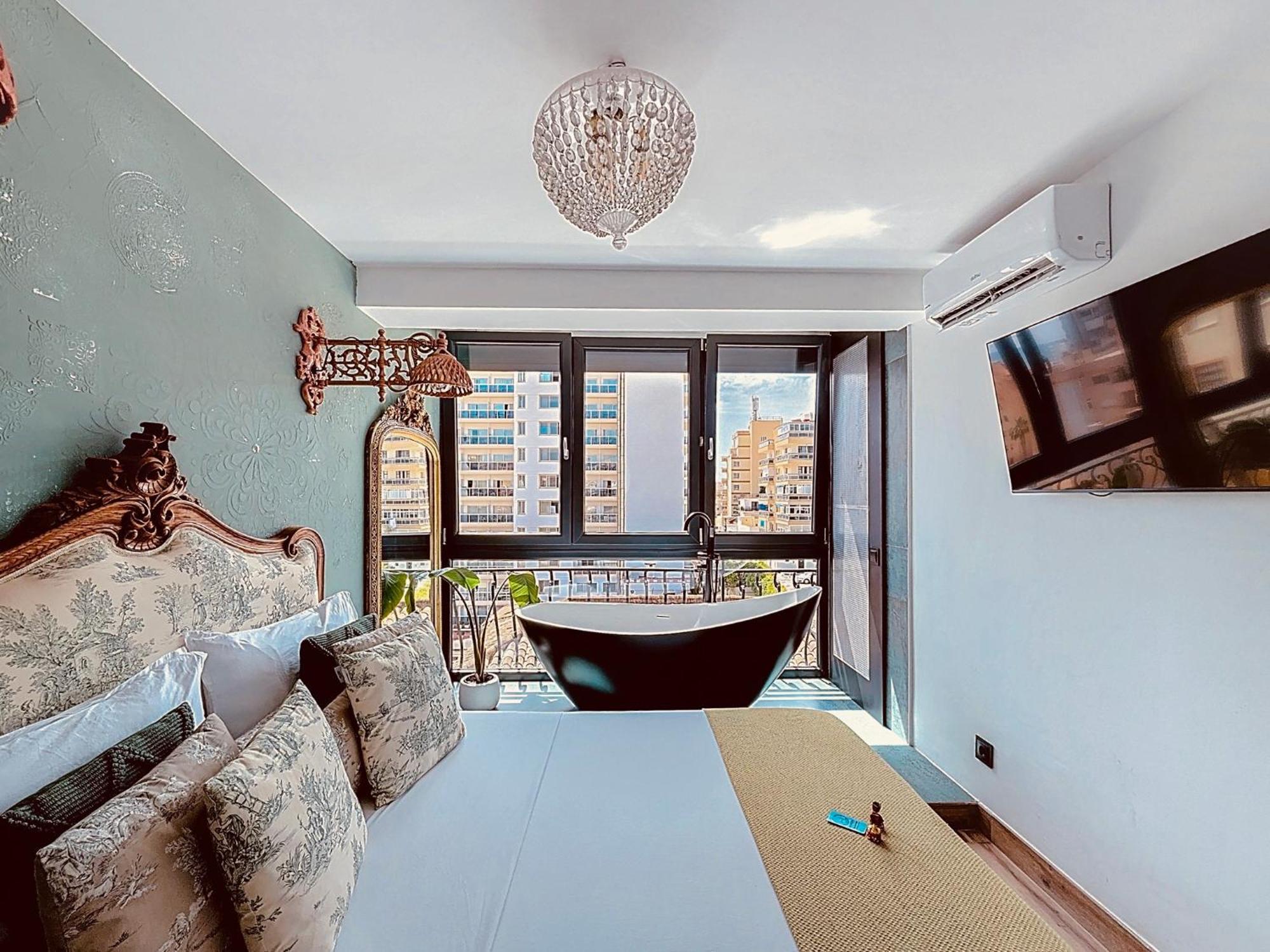 托雷莫利诺斯Alhambra Deco Homtels公寓 外观 照片