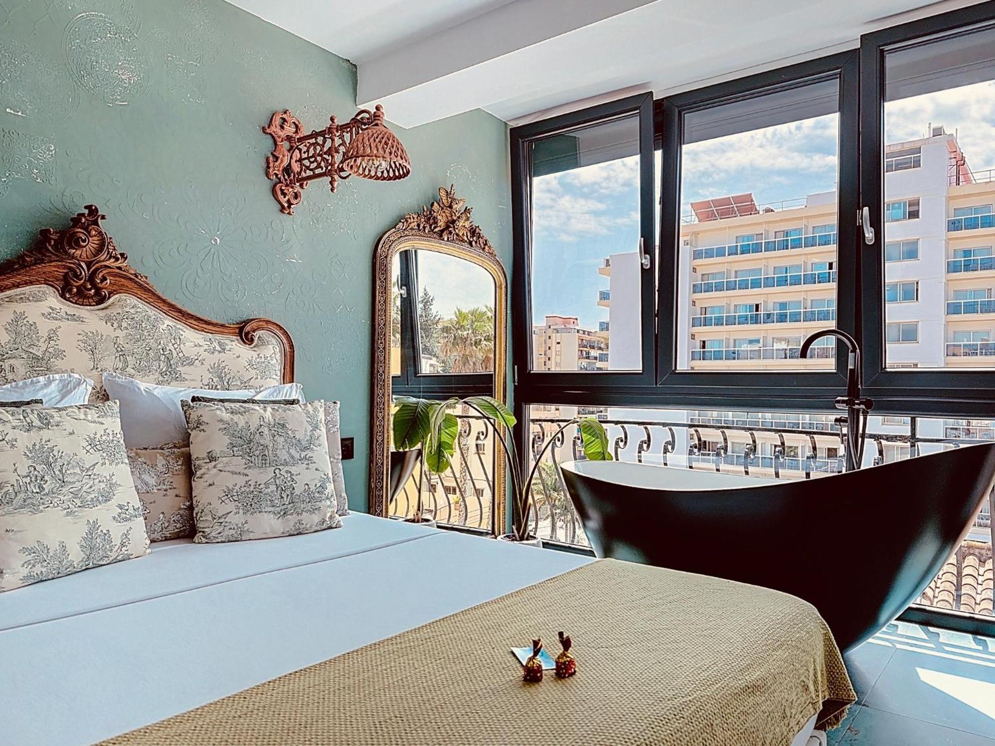 托雷莫利诺斯Alhambra Deco Homtels公寓 外观 照片