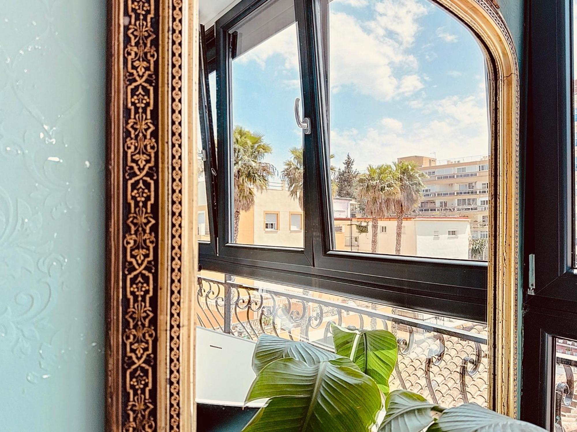 托雷莫利诺斯Alhambra Deco Homtels公寓 外观 照片