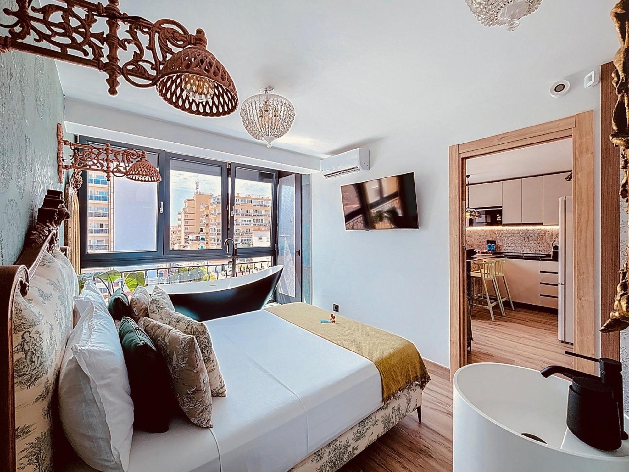 托雷莫利诺斯Alhambra Deco Homtels公寓 外观 照片